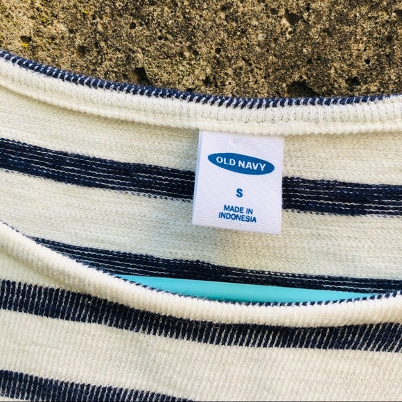 COPY - Old Navy Striped Tie Front Top - Picture 5 of 7